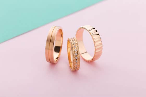 Comment désinfecter et faire briller vos bijoux en or ?