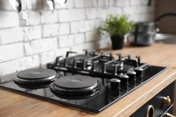 Comment nettoyer des plaques de cuisson électriques ?