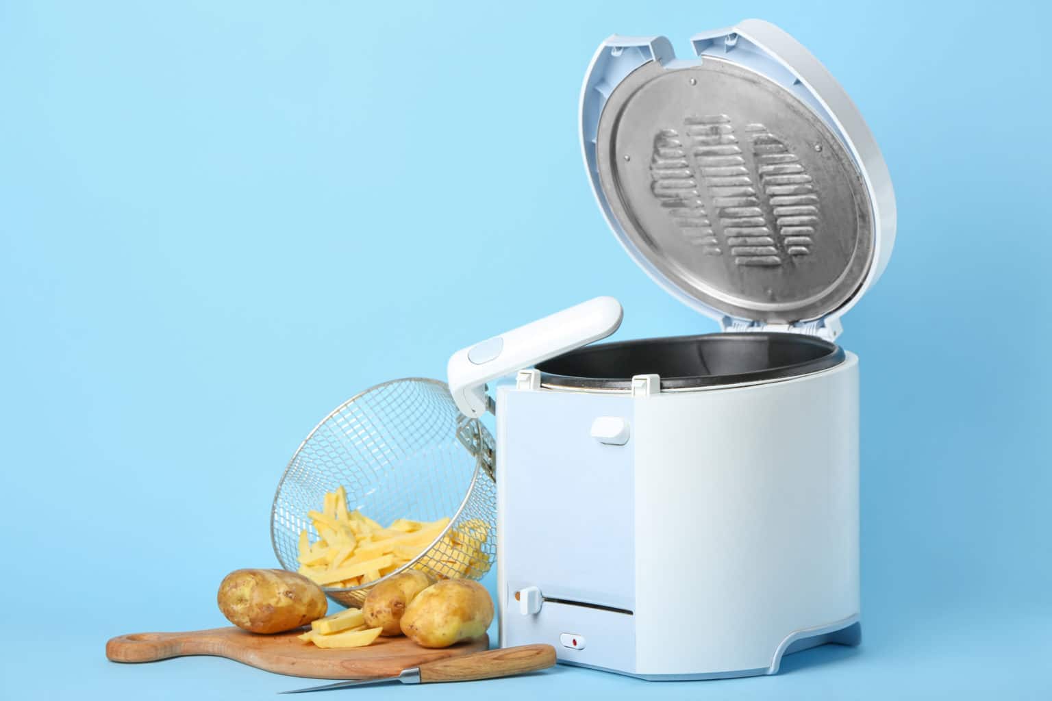 Comment dégraisser une friteuse électrique ? - Les Astucieux