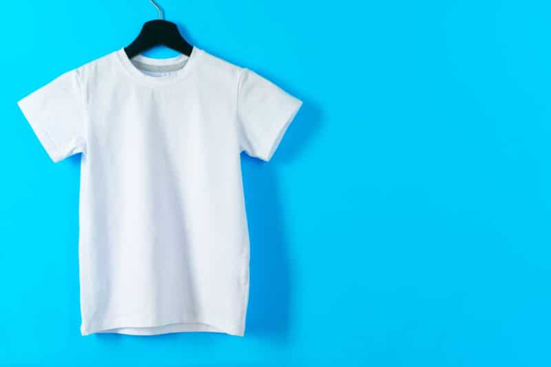 Comment faire disparaître des auréoles de transpiration sur un vêtement en coton ?