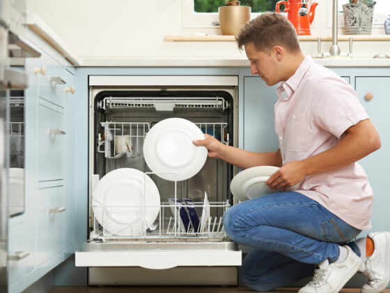 Comment supprimer les mauvaises odeurs d’un lave vaisselle ?