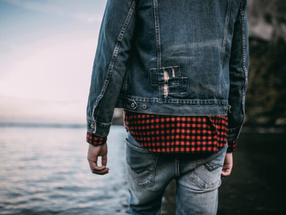 Comment nettoyer un jean très sale ?