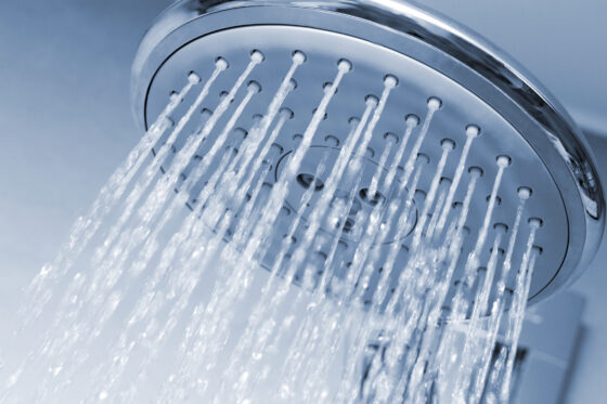 Comment détartrer un pommeau de douche ?