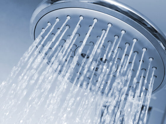 Comment détartrer un pommeau de douche ?