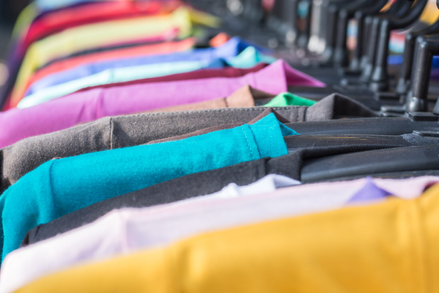 Astuce rapide : comment nettoyer des traces de transpiration ? - Les