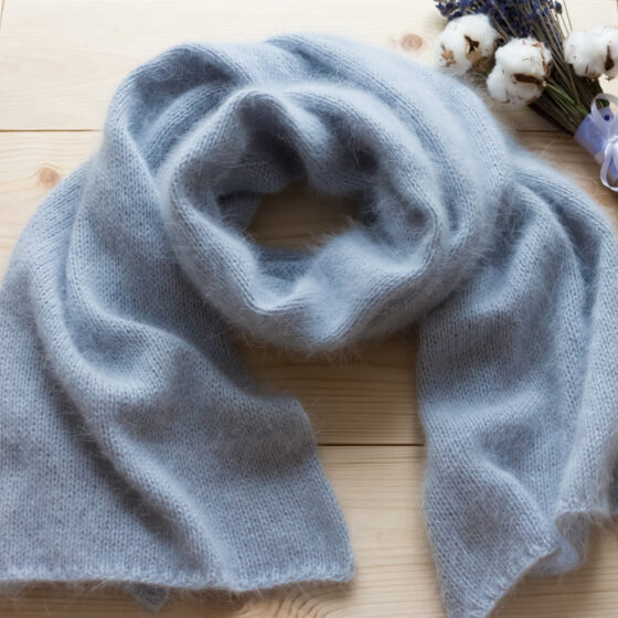 Comment empêcher que pulls et écharpes en angora peluchent ?