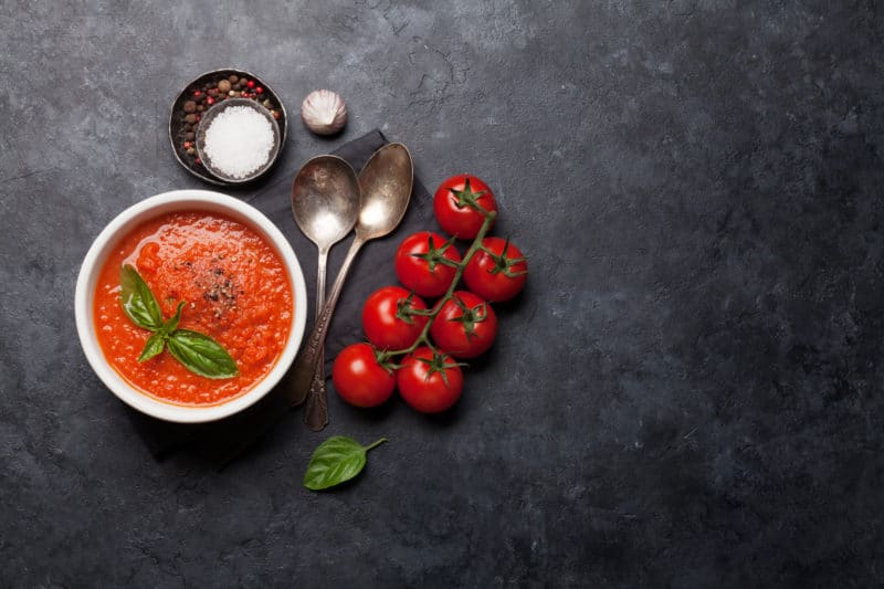 Comment faire disparaître une tache de tomate sur du coton ?