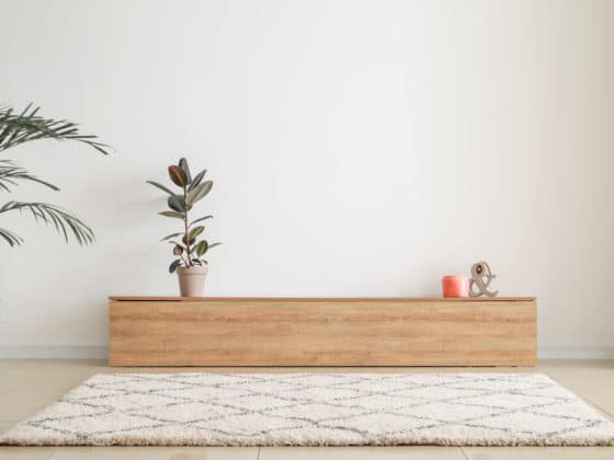 Comment enlever une tache grasse alimentaire sur un tapis en laine ?