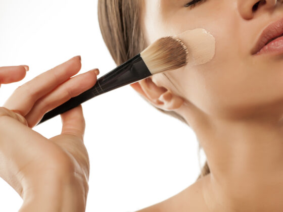Comment Faire Partir Une Tache De Stylo Sur Du Cuir Comment nettoyer des taches de lait anciennes sur des vêtements