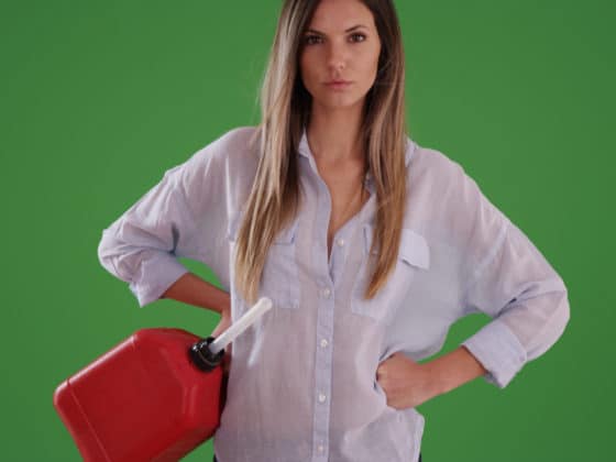 Comment faire disparaître une odeur d’essence ?