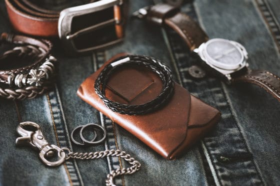 Comment nettoyer un bracelet en cuir tressé ?