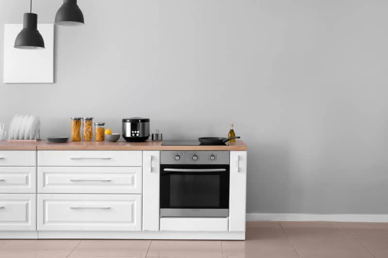 Comment nettoyer naturellement un four à pyrolyse ?