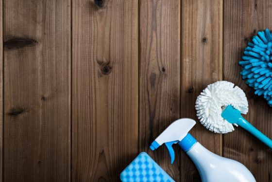comment réaliser vous-même un spray nettoyant et désinfectant ?