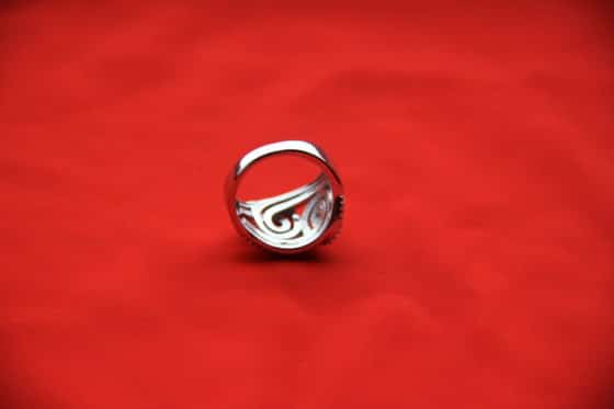 Comment récupérer des bijoux fantaisie en métal qui se sont oxydés ou ont noirci ?