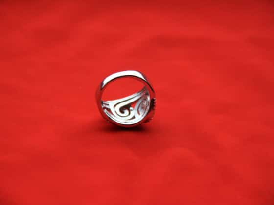 Comment récupérer des bijoux fantaisie en métal qui se sont oxydés ou ont noirci ?