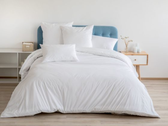 Comment nettoyer une tête de lit en tissu ?