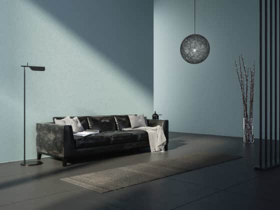 Comment nettoyer une tache de colle très forte sur du carrelage ?