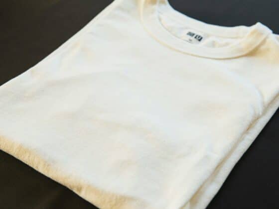 Image d'un tee-shirt en coton blanc