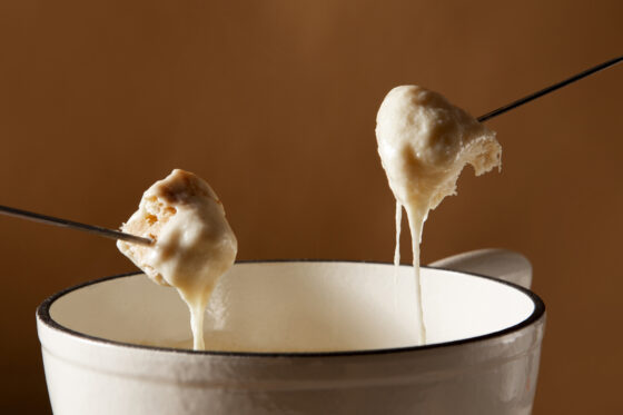Image d'un appareil à fondue savoyarde
