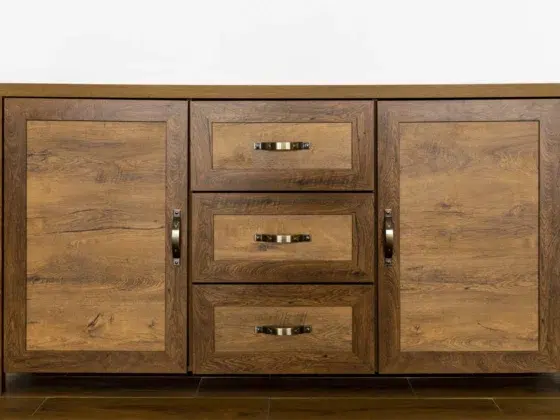 Meuble en bois ancien